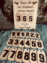 Load image into Gallery viewer, Military Deployment Countdown